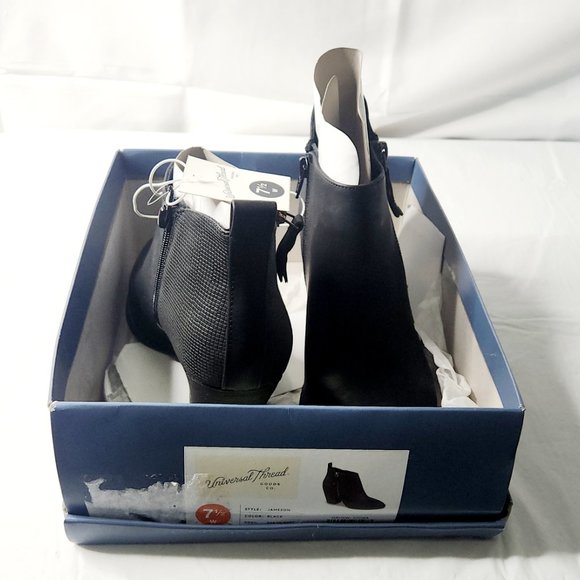 Bootie Double Zip Block Heeled Pointed Toe WIDE Faux Leather Black Bootie - Picture 7 of 7